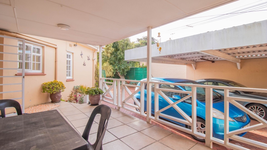 3 Bedroom Property for Sale in Pinelands Western Cape